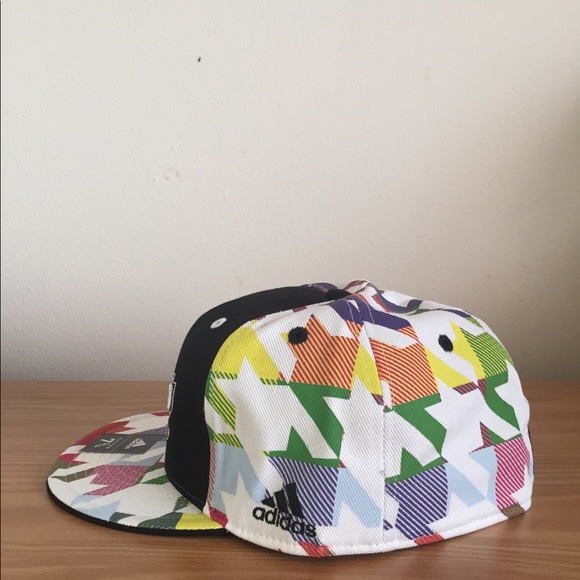 Adidas Cleveland Cavaliers Multi Color Fitted Cap - Picture 5 of 8
